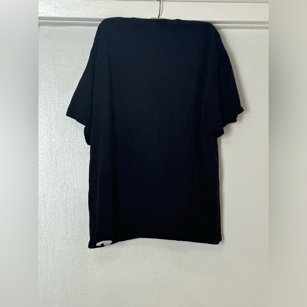 Champion Black T-Shirt - Picture 4 of 4